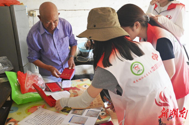 beats365“无微哺智”实践团探访革命老兵，赓续红色血脉